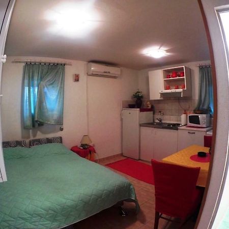 Mini Studio Apartment Split Bagian luar foto